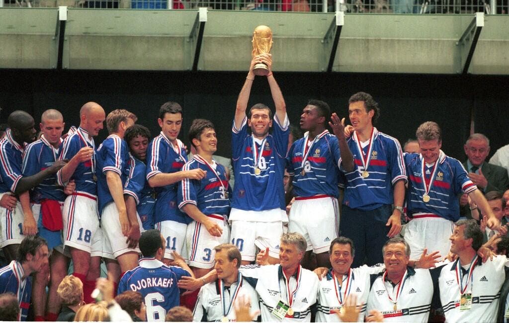 Equipe de France - Photo du jour : Il y a déjà 11 ans - Foot 01