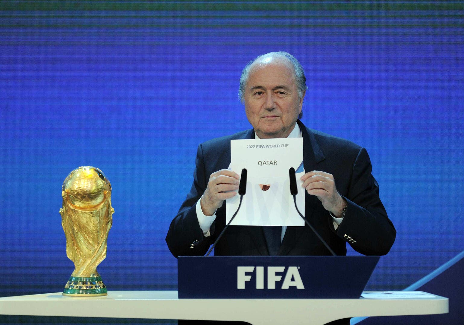 Foot Mondial - Qatar 2022 : Platini au coeur d'une enquête p