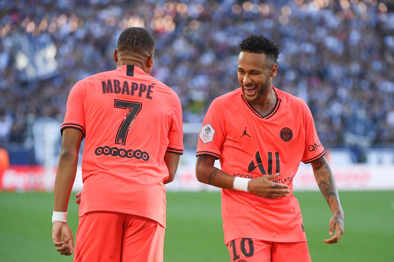 Foot PSG PSG Paris préfère Mbappé à Neymar, c'est yes