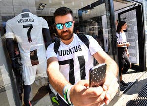 Cristiano Ronaldo affole la Juventus, 500.000 maillots CR7 vendus !