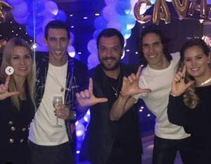 PSG : Un anniversaire ? Neymar débarque chez Cavani et Di Maria