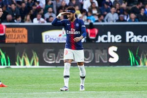 PSG : Pierre Ménès annonce le feu d'artifice du 15 juillet pour Neymar