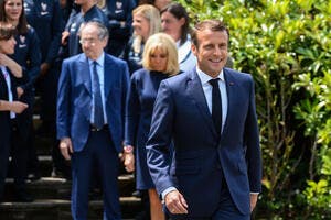 L1 : Macron berné par trois présidents sur l'arrêt du foot ?