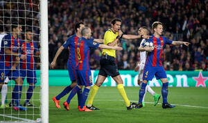 Barça-PSG : L'arbitre de la remontada sanctionné en douce ?