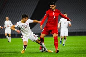 OL : Ozan Tufan, Lyon et Fenerbahçe se rapprochent !