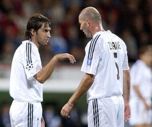 Real Madrid : Zidane remplacé par Raul ?