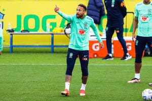 Neymar frime avec 6 étoiles, la guerre Brésil-Allemagne éclate