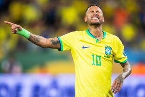 Grave blessure pour Neymar, le Brésil craint un drame