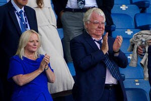 Ang : Le président d'Everton est mort