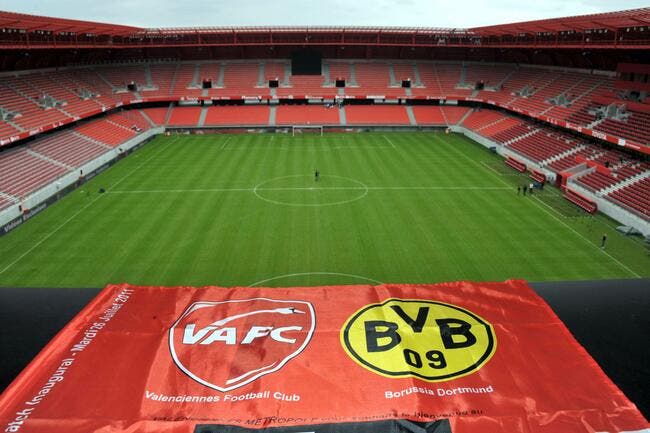 Photo : Valenciennes inaugure son nouveau stade