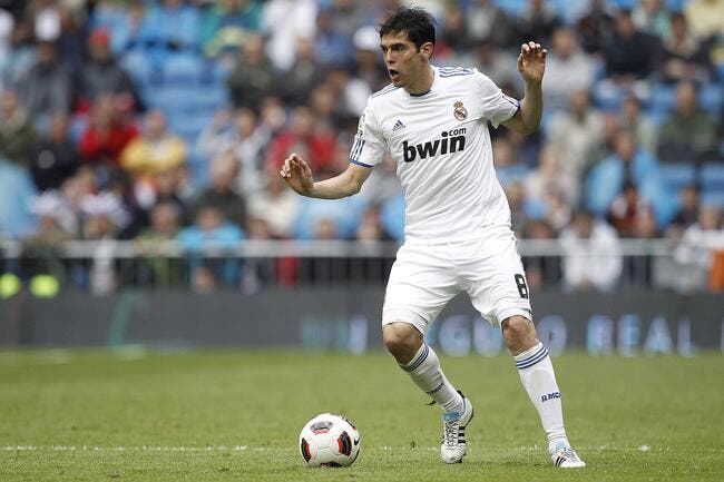 Sa mère part à Londres, mais Kaká reste à Madrid
