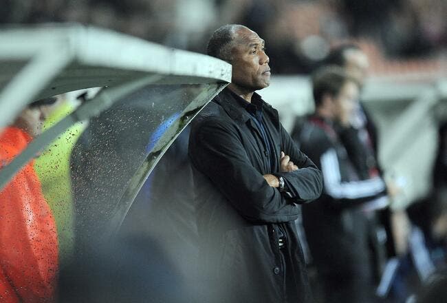 Kombouaré sera bien l'entraîneur du PSG contre Nancy