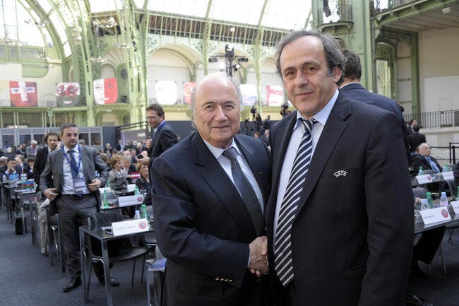 Blatter ne laissera pas sa place à Platini en 2013