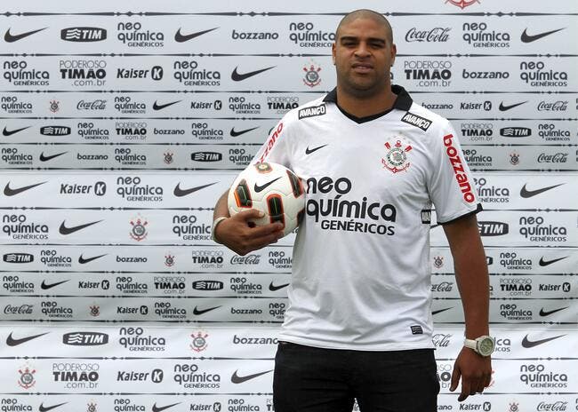 Adriano est trop gros et trop fêtard pour jouer avec les Corinthians