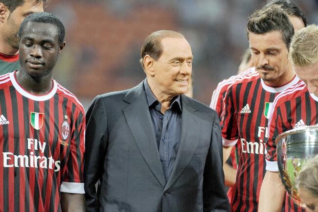 Berlusconi confirme la vente de Thiago Silva pour 46ME au PSG