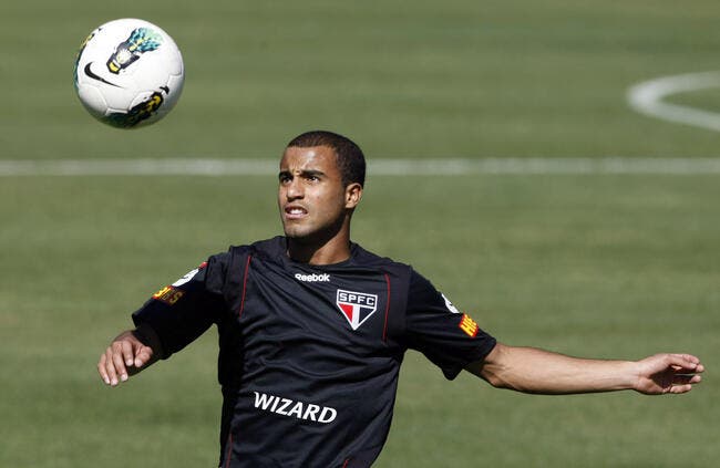 Lucas Moura, la future star du PSG entre bonheur et angoisse