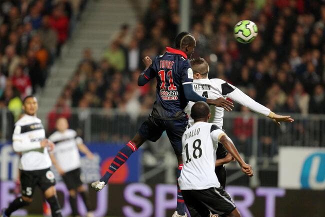 Monaco reprend le large en Ligue 2