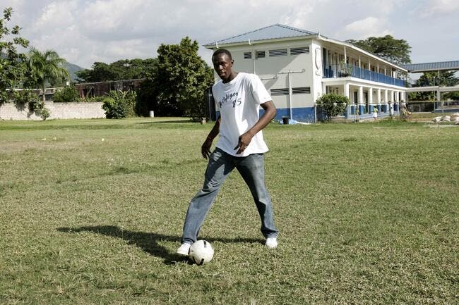 Usain Bolt répète qu'il pense à devenir footballeur pro