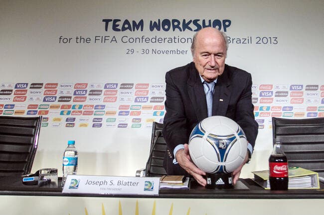 Le compte Twitter de la FIFA piraté annonce la démission de Blatter