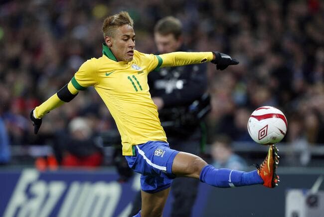 Barton a voulu faire le malin, Neymar le ridiculise