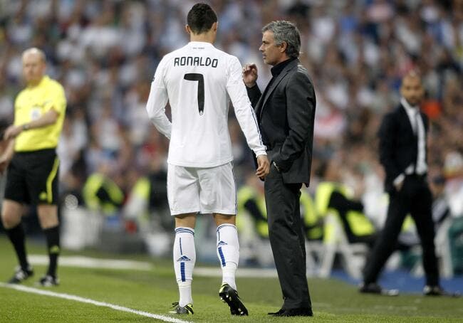 Cristiano Ronaldo restera au Real Madrid affirme Mourinho