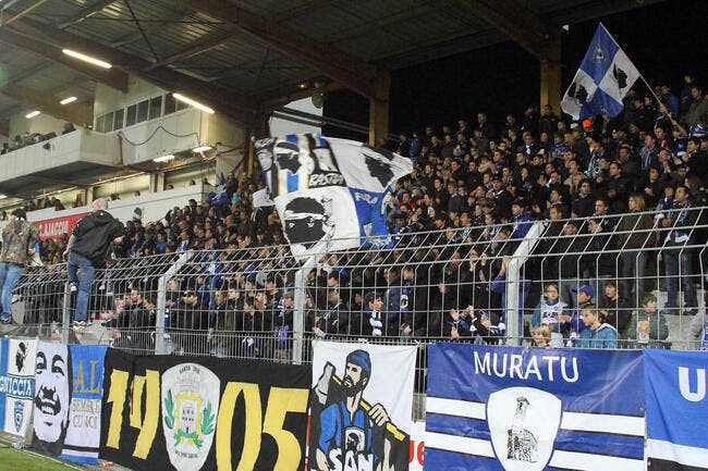 Les supporters de Bastia jettent la pierre sur Ajaccio