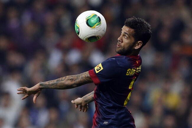 Alves met « son corps au feu » que le Barça va passer Milan