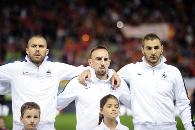 Benzema : « On ne va pas me forcer à chanter la Marseillaise »