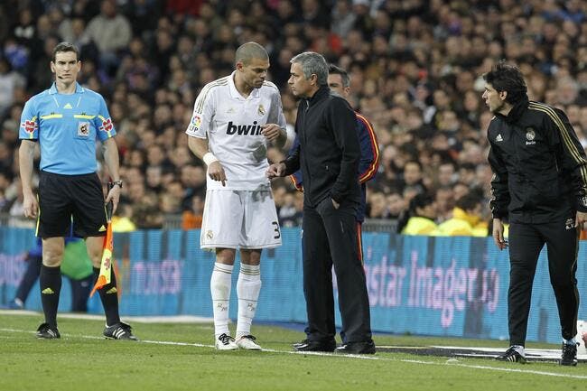 Et pan, Pepe colle un tacle à Mourinho
