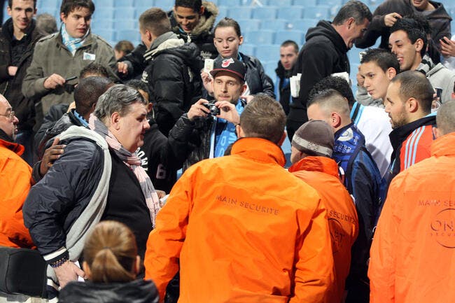 Pierre Ménès réclame une réunion entre les Ultras et les instances du foot