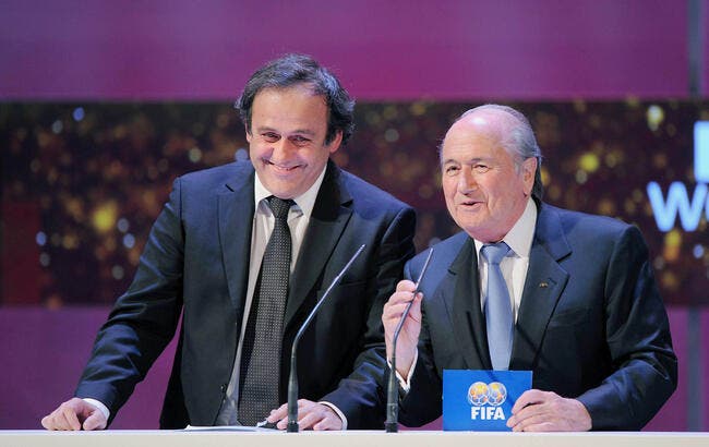 Blatter n'a pas prévu de faire cadeau de la FIFA à Platini