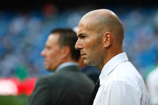 Zidane postule pour être sélectionneur des Bleus