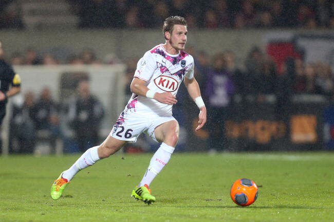 Sertic se voit marquer des buts avec le Bordeaux de 2015