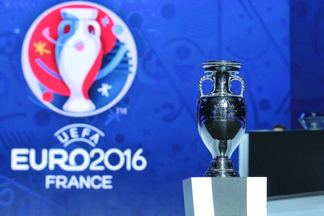 Euro 2016 : Les demi-finales à Lyon et Marseille, la finale au SDF