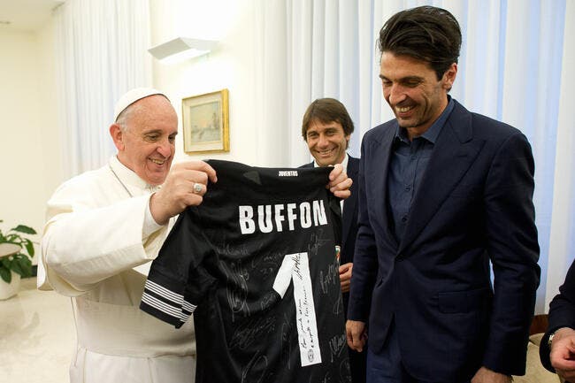 Messi au PSG, et pourquoi pas le Pape François rigole Praud
