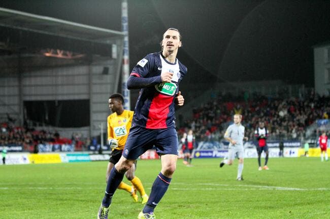 Ibrahimovic rigole sur la standing ovation de Brest