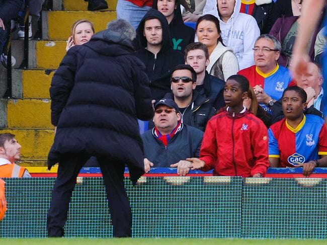 Photo : Quand Mourinho menace un ramasseur de balles