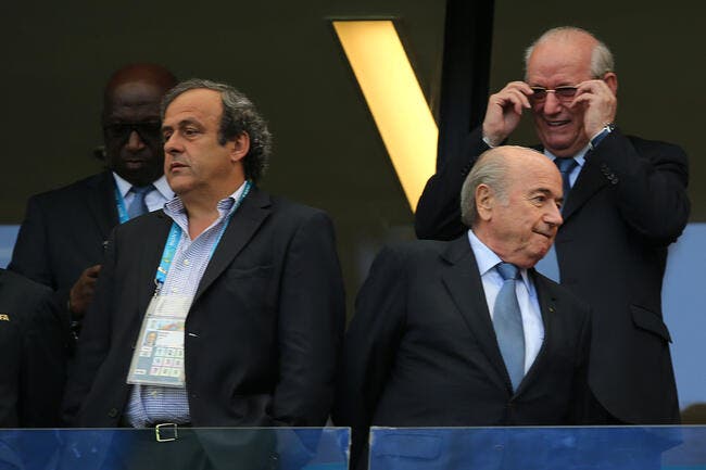 Blatter et Platini s'affrontent au sujet du Mondial au Qatar