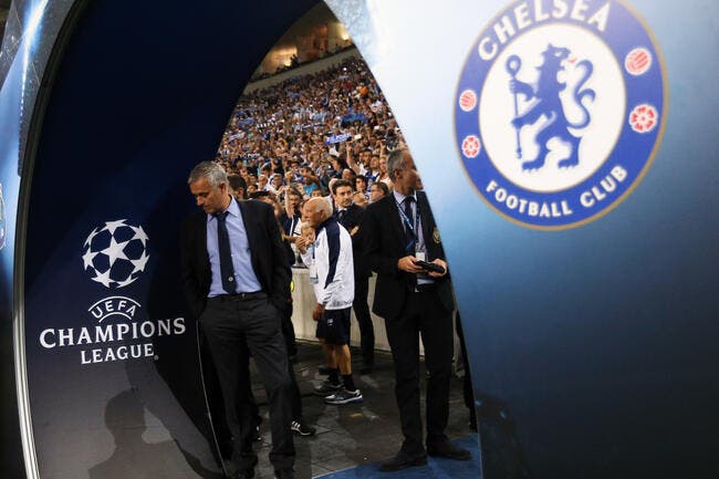 Mourinho reçoit le soutien officiel de Chelsea