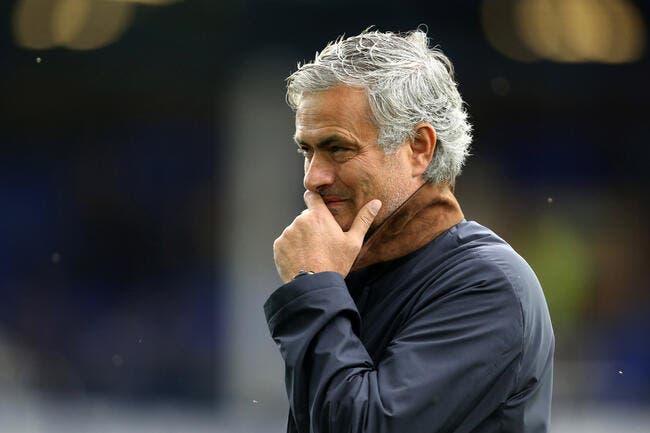 Chelsea encore battu, Mourinho répond : « Je suis champion »