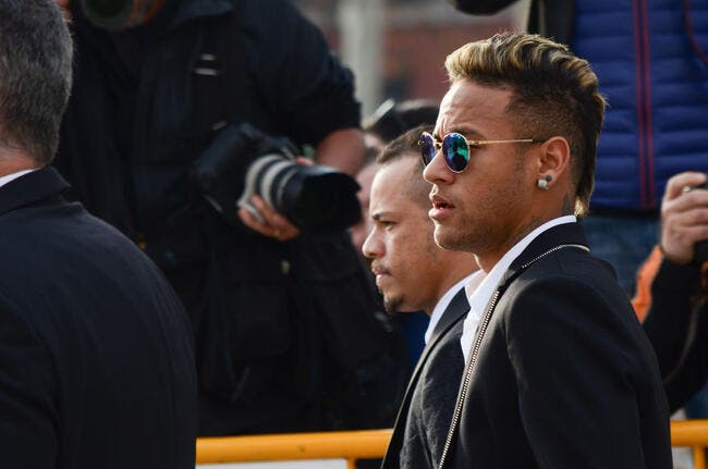 Neymar se prend un gros tacle par la justice brésilienne