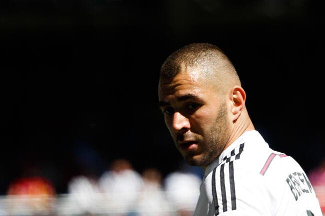 SOS Racisme taille un short à Karim Benzema