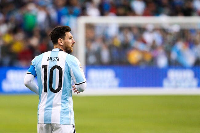 Argentine : Les coéquipiers de Messi lui demandent de « réfléchir »