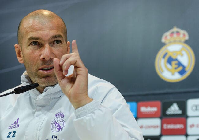 Polémique : Zidane dribble Piqué et ses critiques assassines