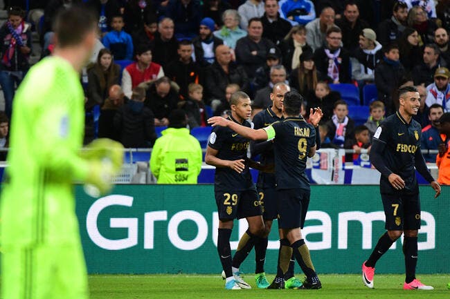 Monaco : Mbappé laisse de l'espoir au PSG pour le titre