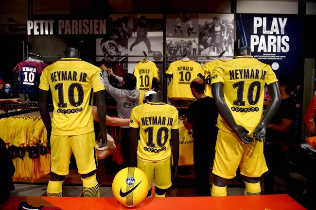PSG : Le maillot de Neymar en rupture de stock !