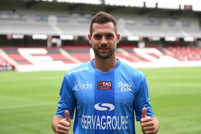 Officiel : Petric quitte Angers et signe à Guingamp