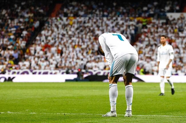 Abattu, Cristiano Ronaldo offre son Ballon d’Or à Messi...