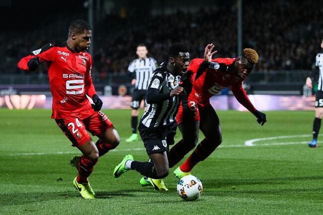 Rennes : Gourcuff a failli s'endormir sur le banc...