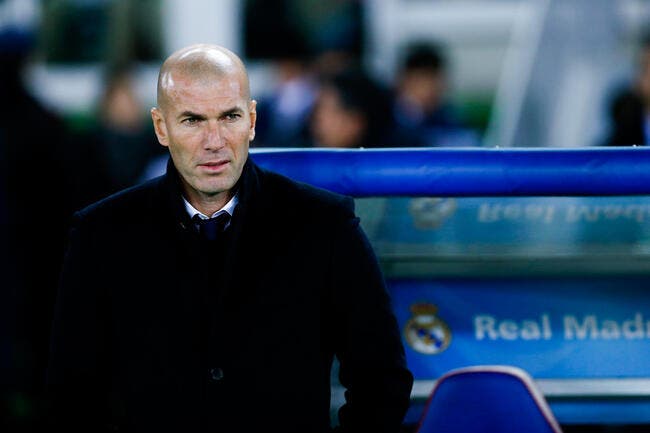 Zidane élu meilleur entraîneur français de l'année 2016